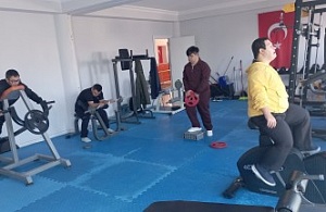 Kars'ta Özel Sporcular Hızlandı: Koordinasyon ve Motivasyon Zirvede