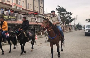 Rahvan at biniciliği kuşaktan kuşağa yaşatılıyor