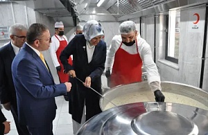 Türk Kızılay’ın Kars Aşevi Hizmete Açıldı