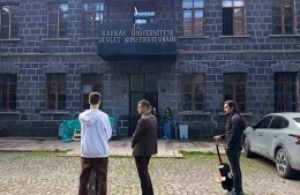 Kars’ta konservatuvar hayali kuran öğrenciler için yetenek sınavı heyecanı
