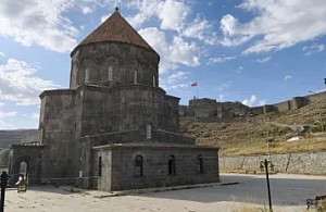 Bin 94 Yıllık Tarihi Cami Taş Düşme Riski Nedeniyle İbadete Kapatılacak