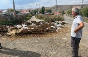 Aydınlıkevler Mahallesi’nde çevre kirliliği tepkisi