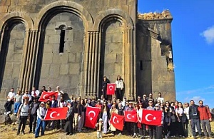 Kağızman Çengilli Köyü'nde Doğa Ve Tarihle İç İçe Yürüyüş