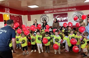 İtfaiye Müdürlüğü Minik Misafirlerini Ağırladı
