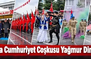 Kars’ta Cumhuriyet Coşkusu Yağmur Dinlemedi