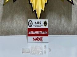 Kars'ta apartta uyuşturucu baskını: 1 kişi tutuklandı