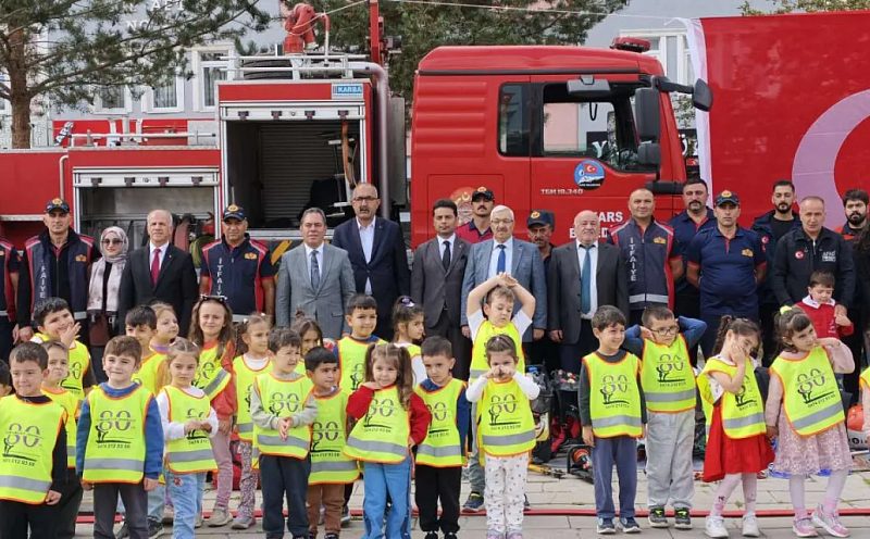 Kars'ta İtfaiye Haftası Etkinliklerle Kutlandı