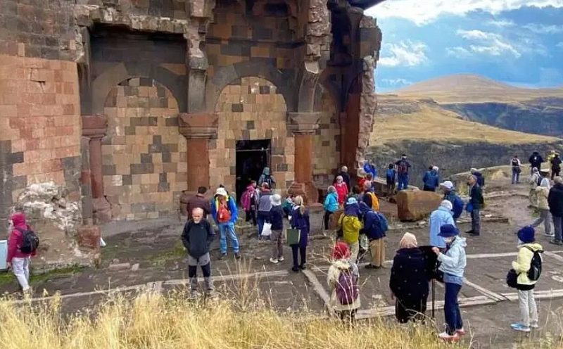 Ani Ören Yeri’ne Ziyaretçi İlgisi Artıyor