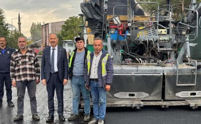 Arpaçay Sıcak Asfaltla Yenileniyor