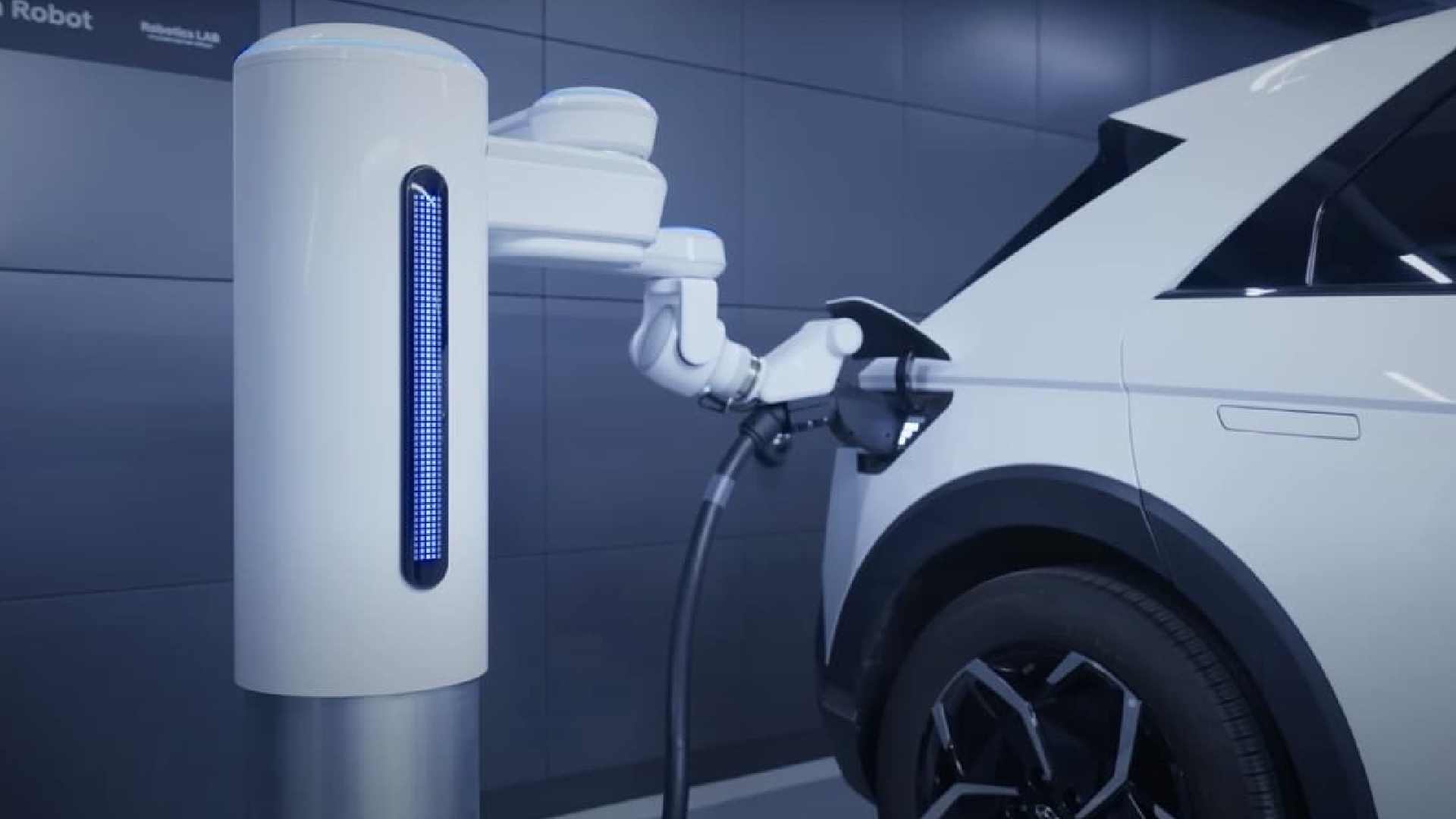 Hyundai ve Kia, elektrikli araç şarj robotu