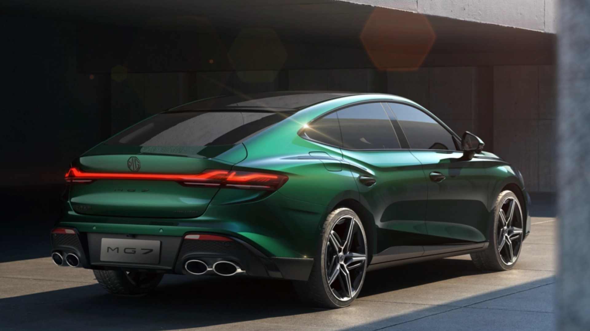 Yeni MG7 Araba