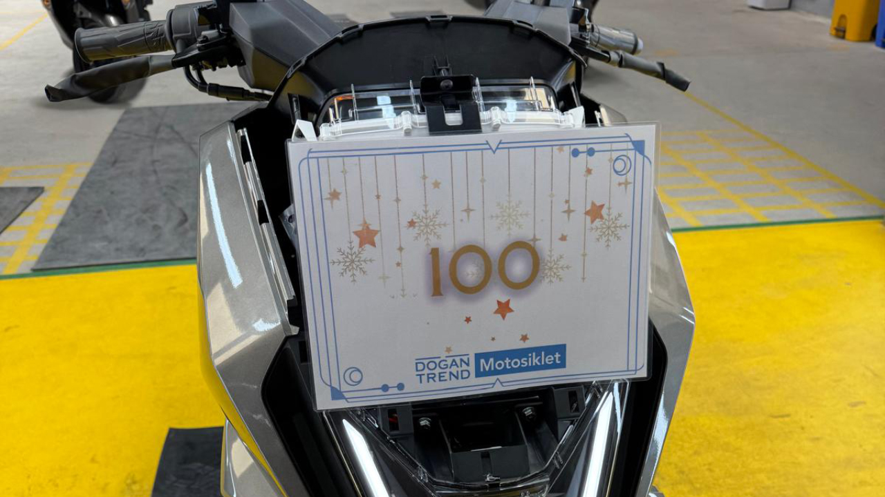 Skytown 125 motosiklet