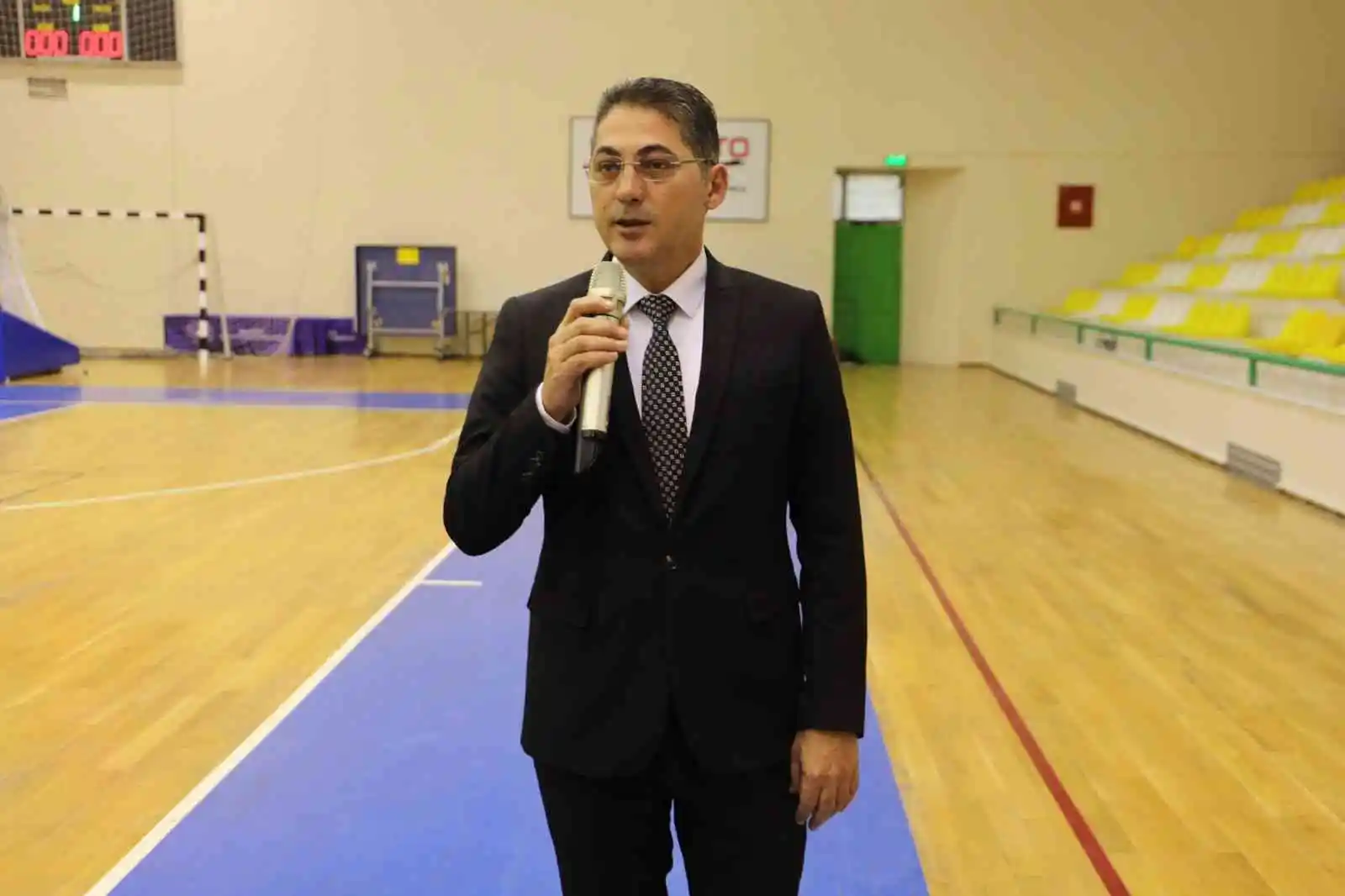 100. Yıl Cumhuriyet Voleybol Turnuvasının açılışı yapıldı