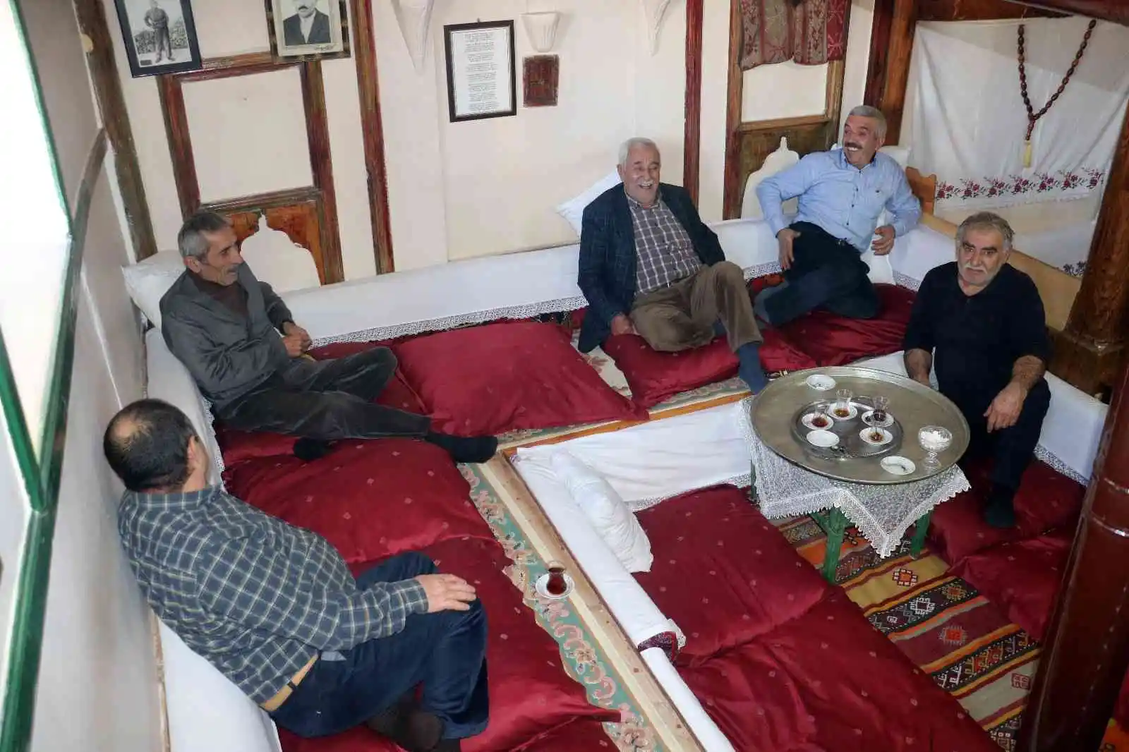 3 asırlık odada 3 asırdır aynı gelenek yaşatılıyor