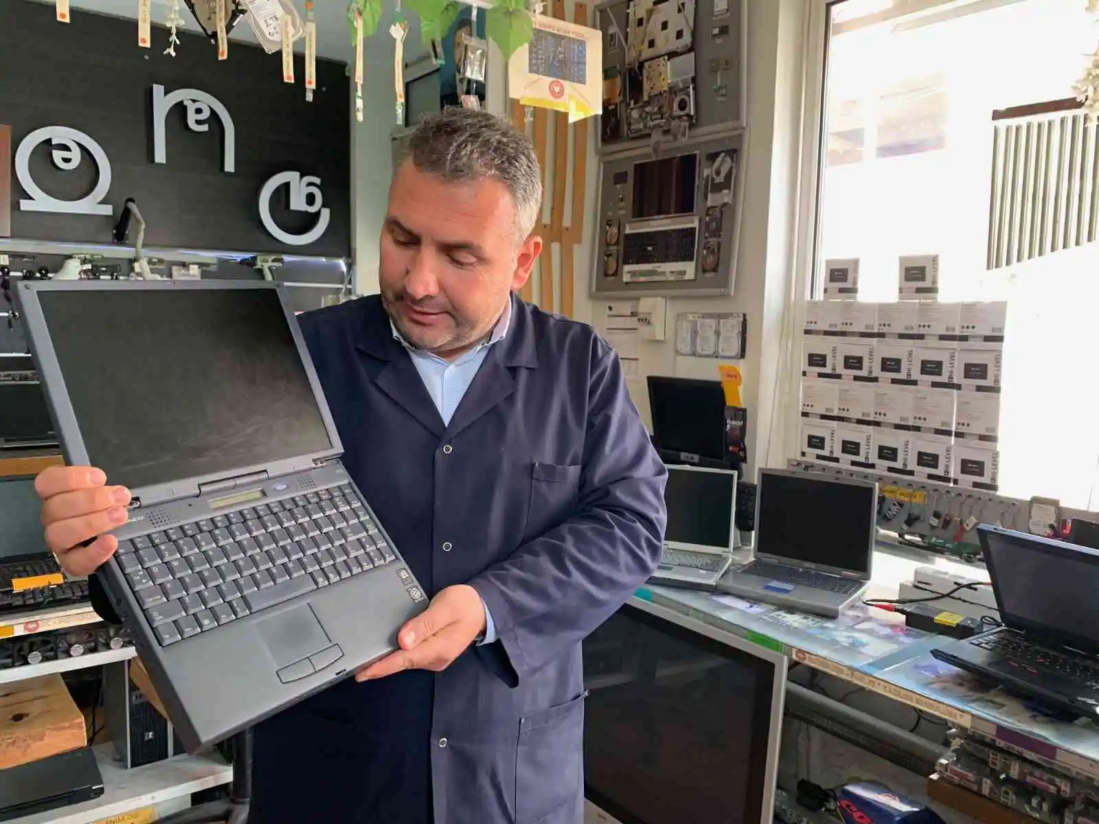 30 yıllık laptoplar farklı sektörlerden talep görüyor
