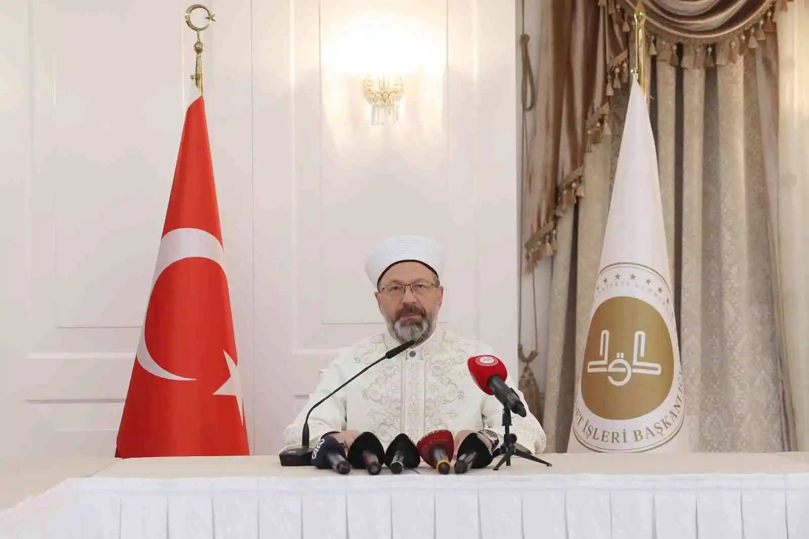 70 ülkenin Müslüman dini liderlerinden Kur'an-ı Kerim saldırılarına karşı ortak tepki