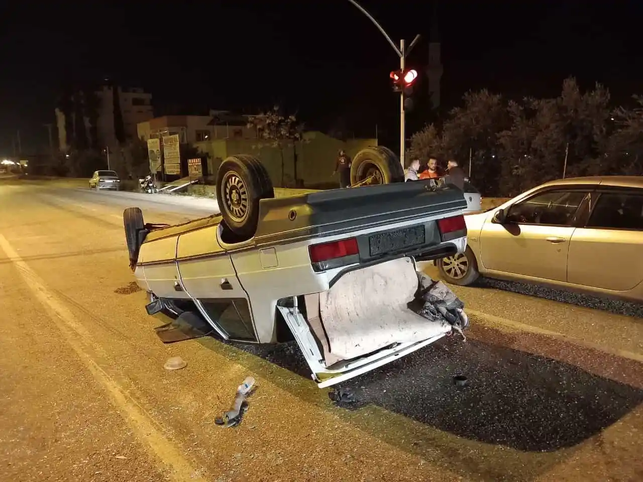 Adana’da takla atan aracın sürücüsü yaralandı
