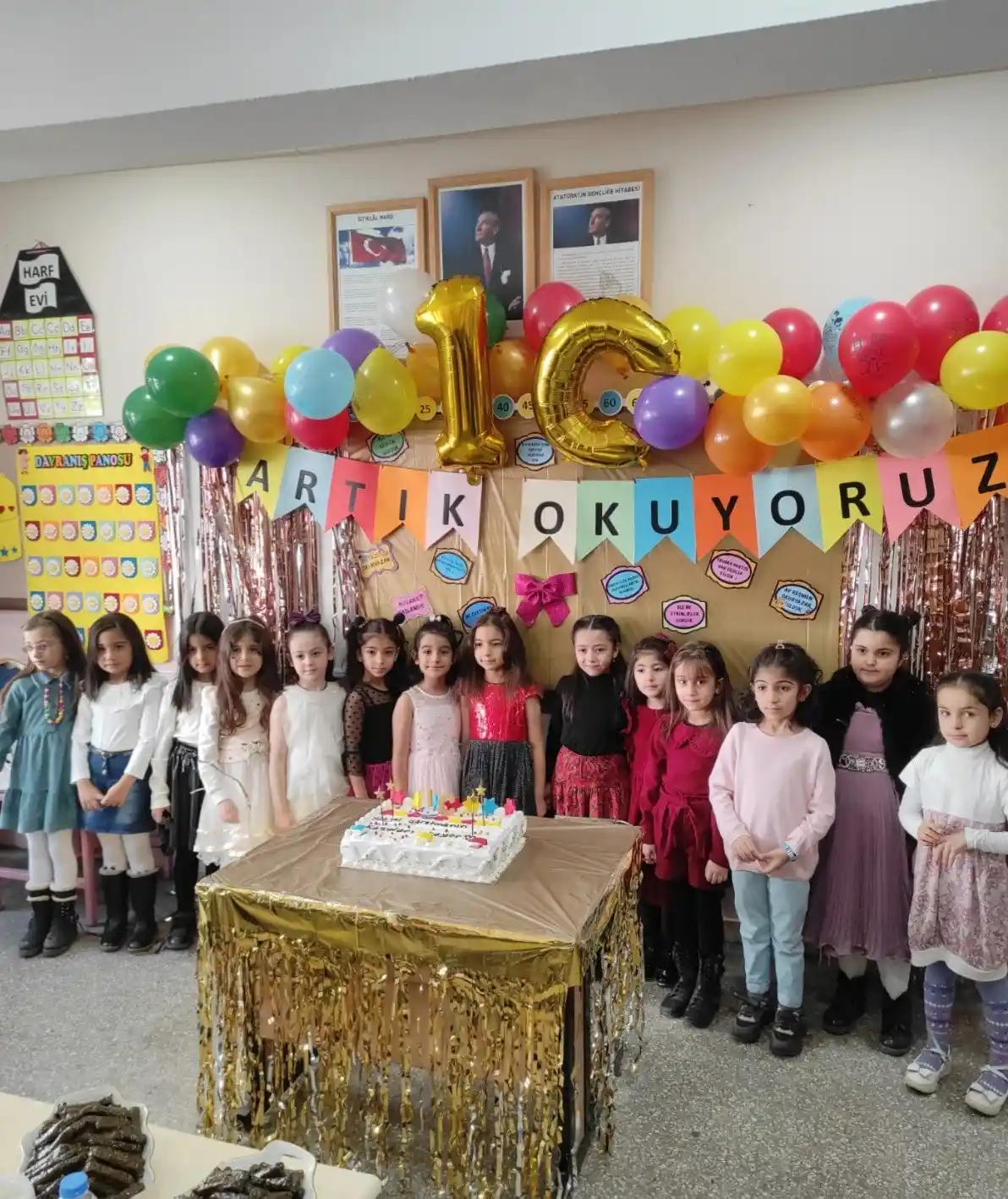 Ağrı’da miniklerin okuma bayramı sevinci