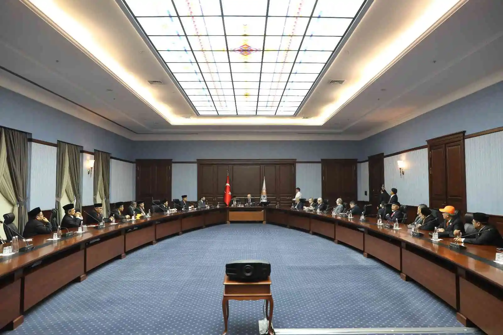 AK Parti Genel Başkanvekili Kurtulmuş, Endonezya Adalet ve Refah Partisi Genel Başkanı Syaikhu ve beraberindeki heyeti kabul etti
