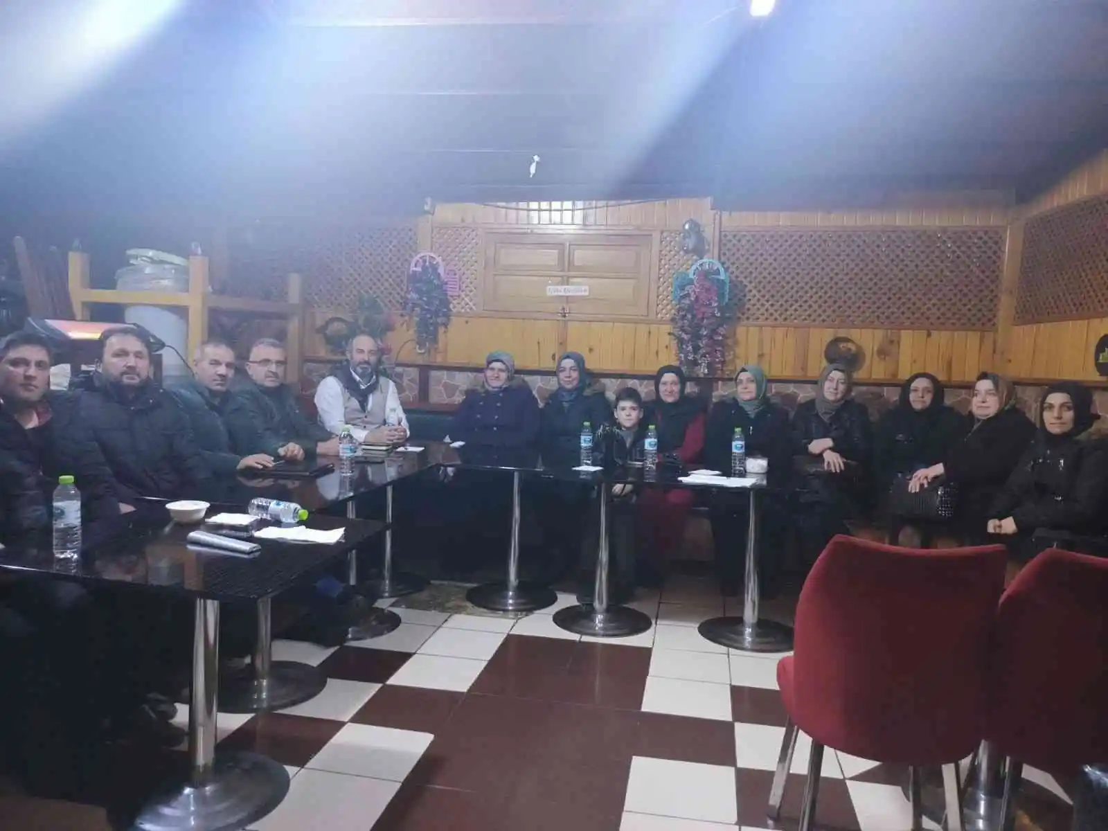 AK Parti Karabük Merkez İlçe teşkilatından eş zamanlı toplantı