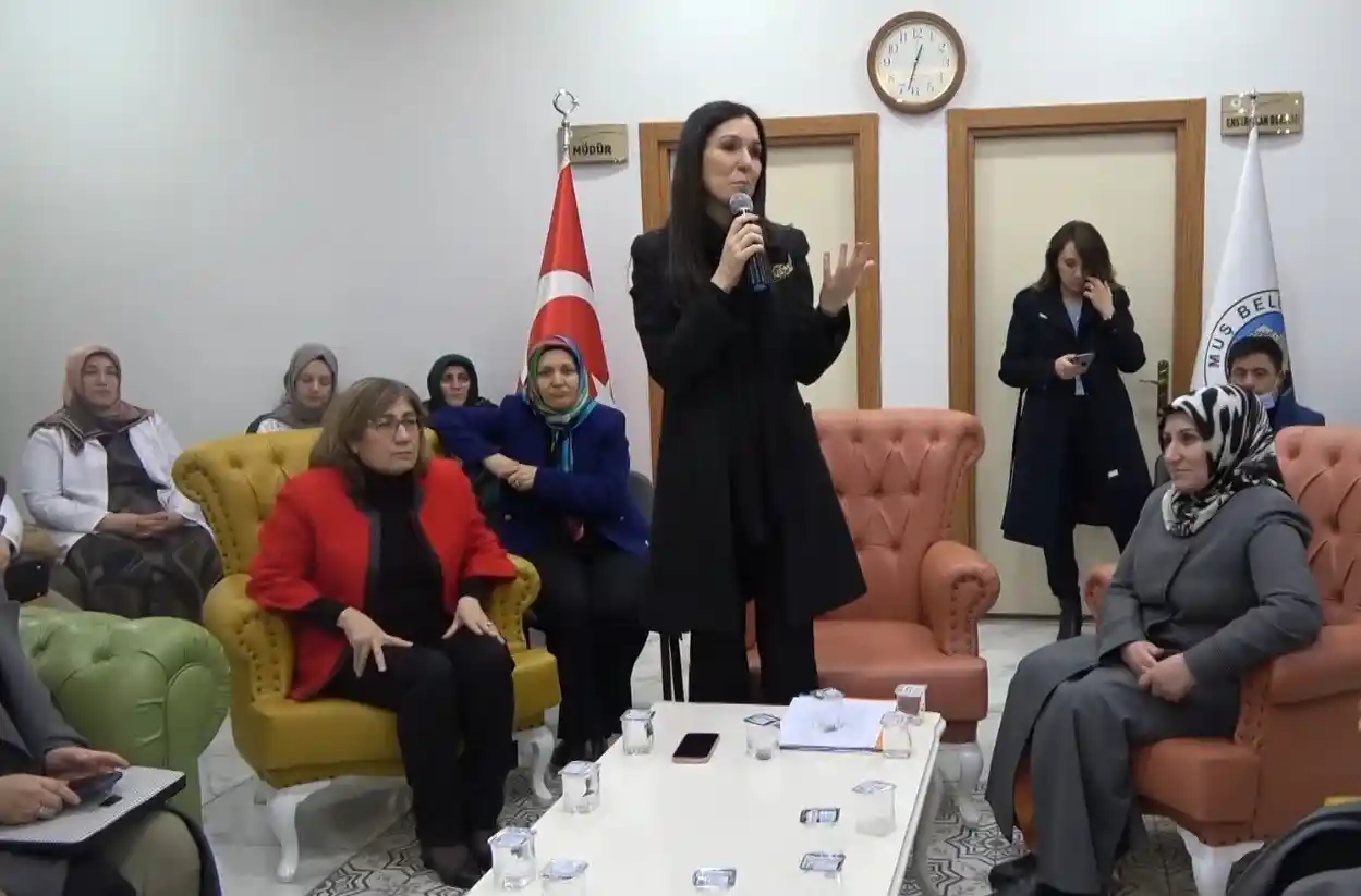 AK Parti’li Karaaslan: “Güçlü kadınlarla Türkiye daha da güçlendi”