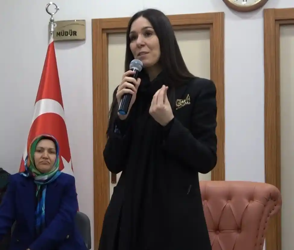 AK Parti’li Karaaslan: “Güçlü kadınlarla Türkiye daha da güçlendi”
