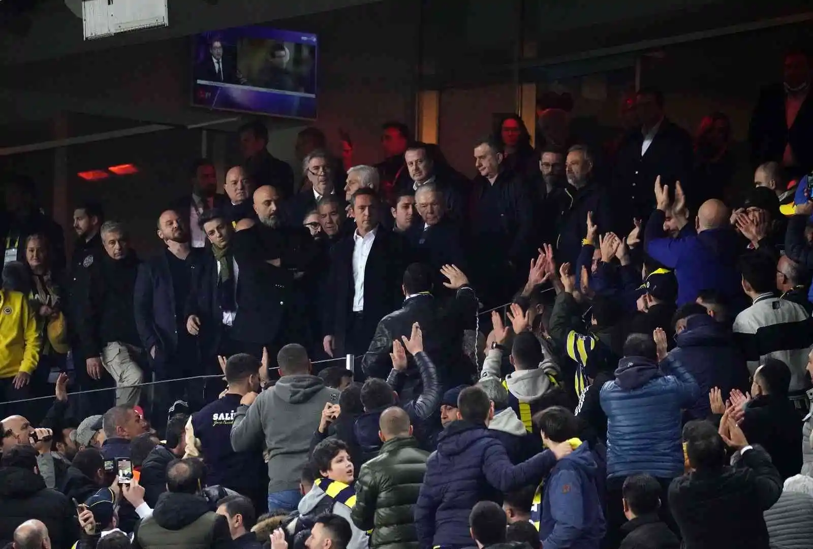 Ali Koç’a taraftarlardan tepki