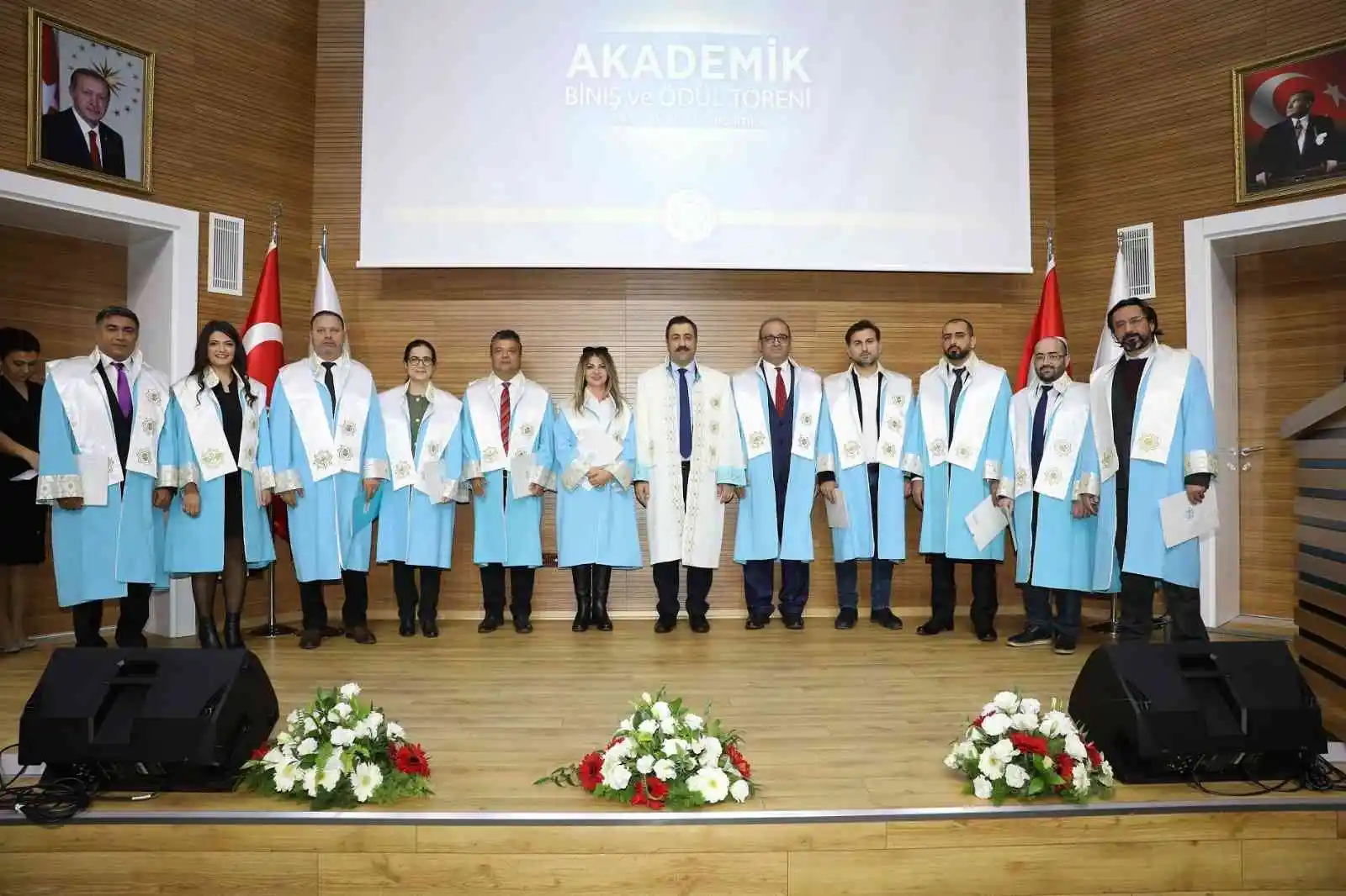 ALKÜ'de 44 akademisyen unvanlarını yükseltti