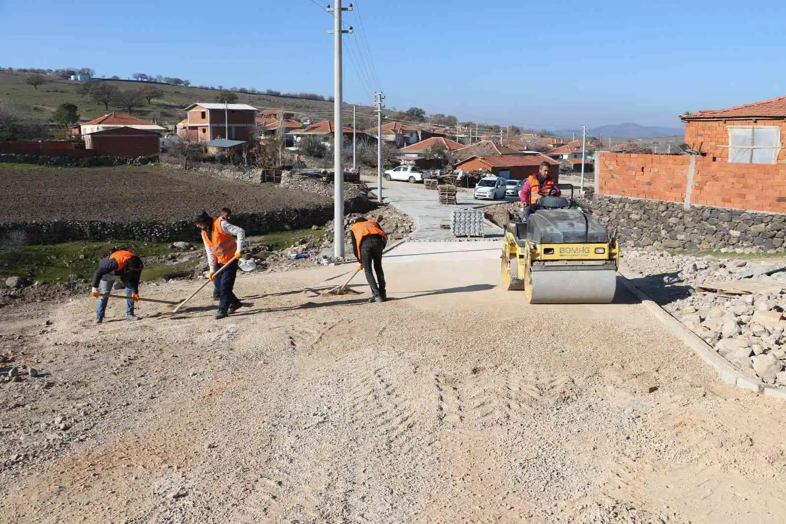 Altyapısı tamamlanan Seyitli’de üst yapı çalışmaları devam ediyor