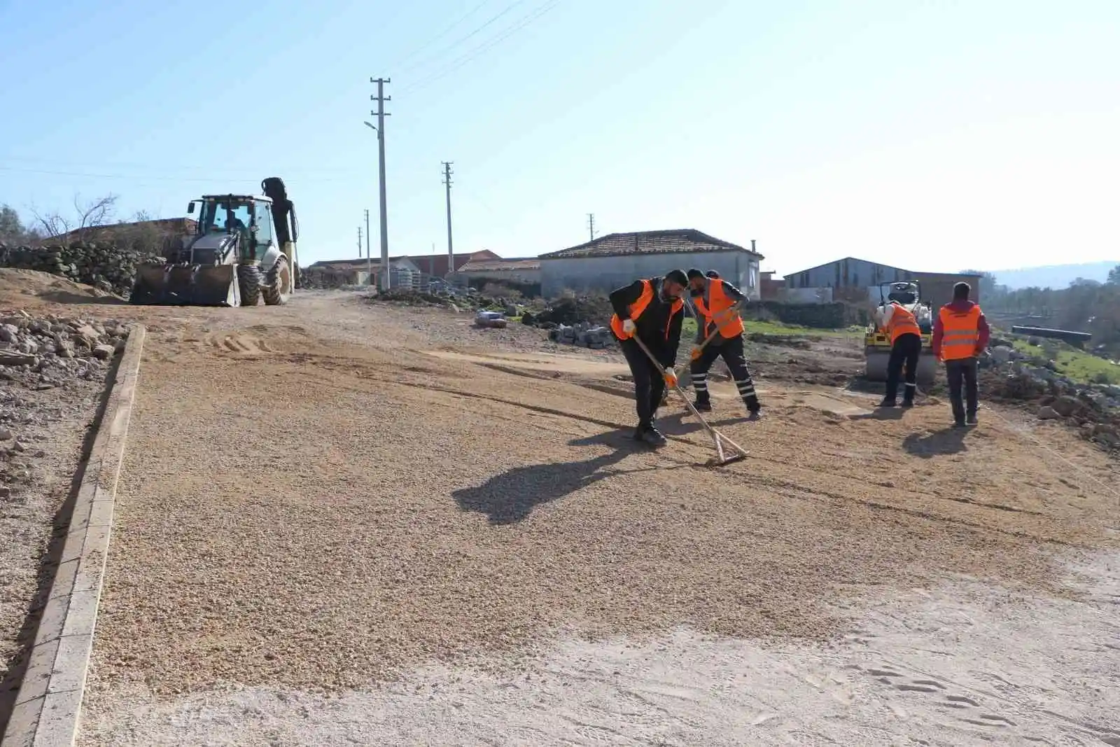 Altyapısı tamamlanan Seyitli’de üst yapı çalışmaları devam ediyor