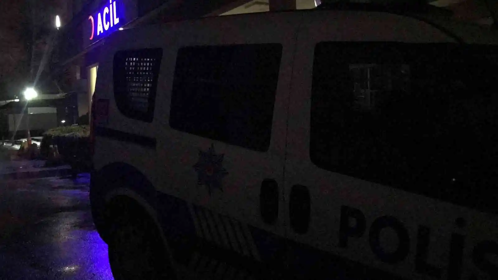 Amatör Lig maçı sonrası tramvay durağında bıçaklı kavga