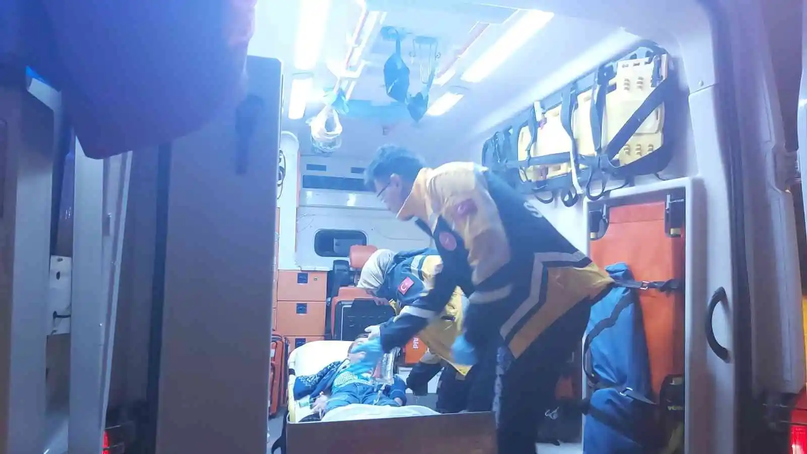Ambulans uçak 8 yaşındaki çocuk için havalandı