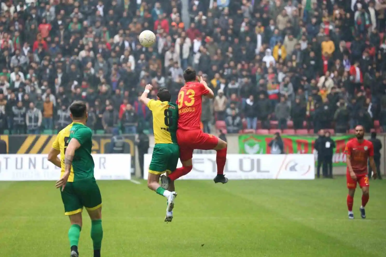 Amedspor, lideri devirdi