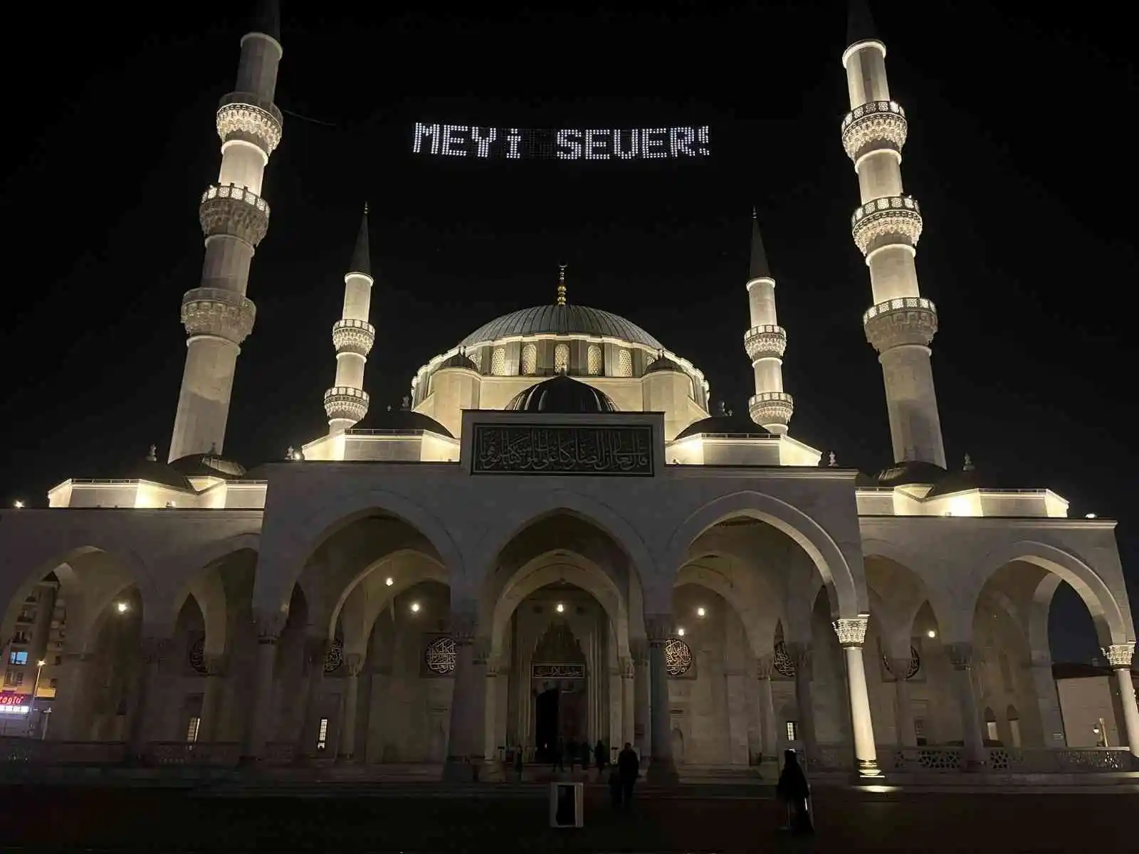 Ankara'da Regaip Kandili sevinci