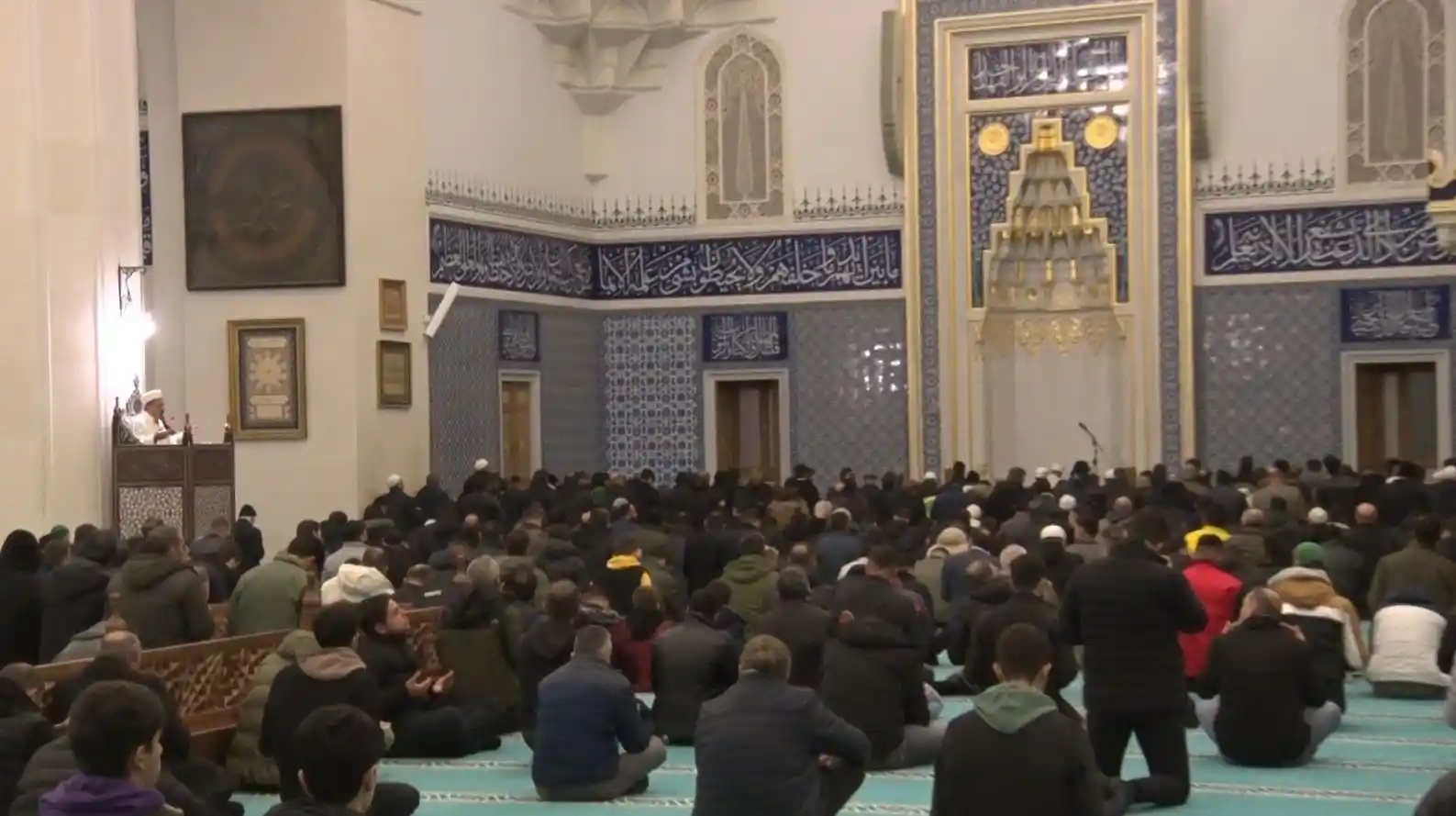 Ankara’da Regaip Kandili sevinci