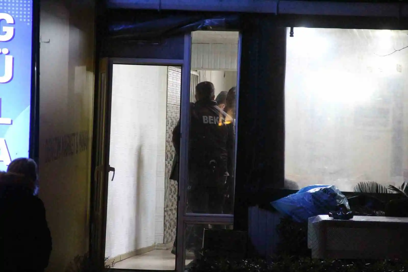 Antalya’da alacak verecek meselesinde kan aktı: 1 yaralı