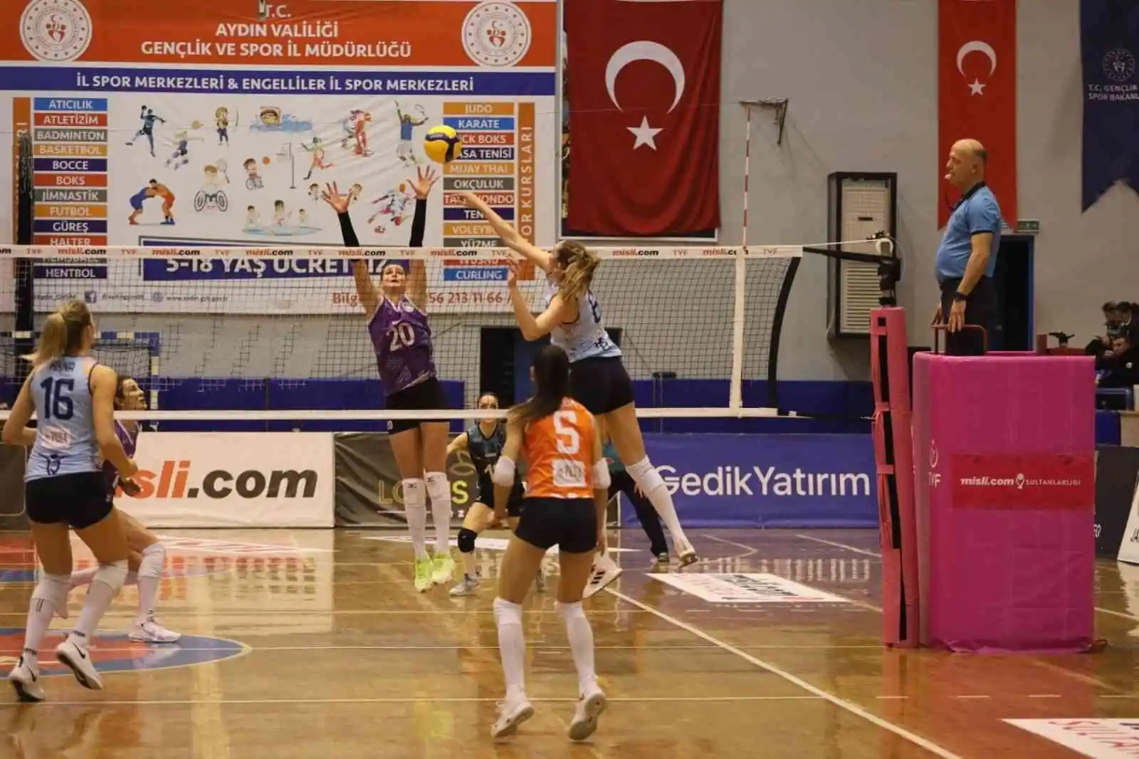 Aydın’ın Sultanları ’play-off’ mücadelesi için avantaj elde etti