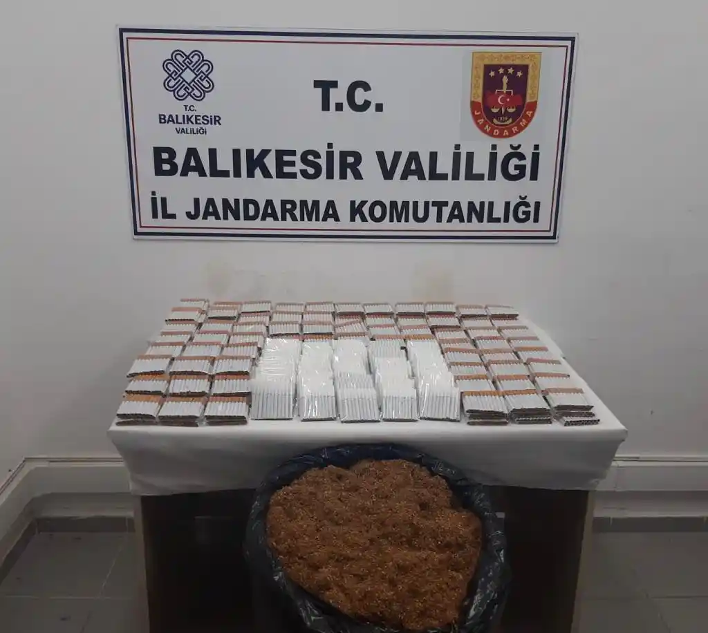 Ayvalık'ta jandarma kaçak tütün operasyonu
