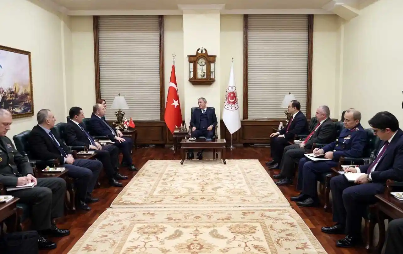 Bakan Akar, Gürcistan heyetini kabul etti