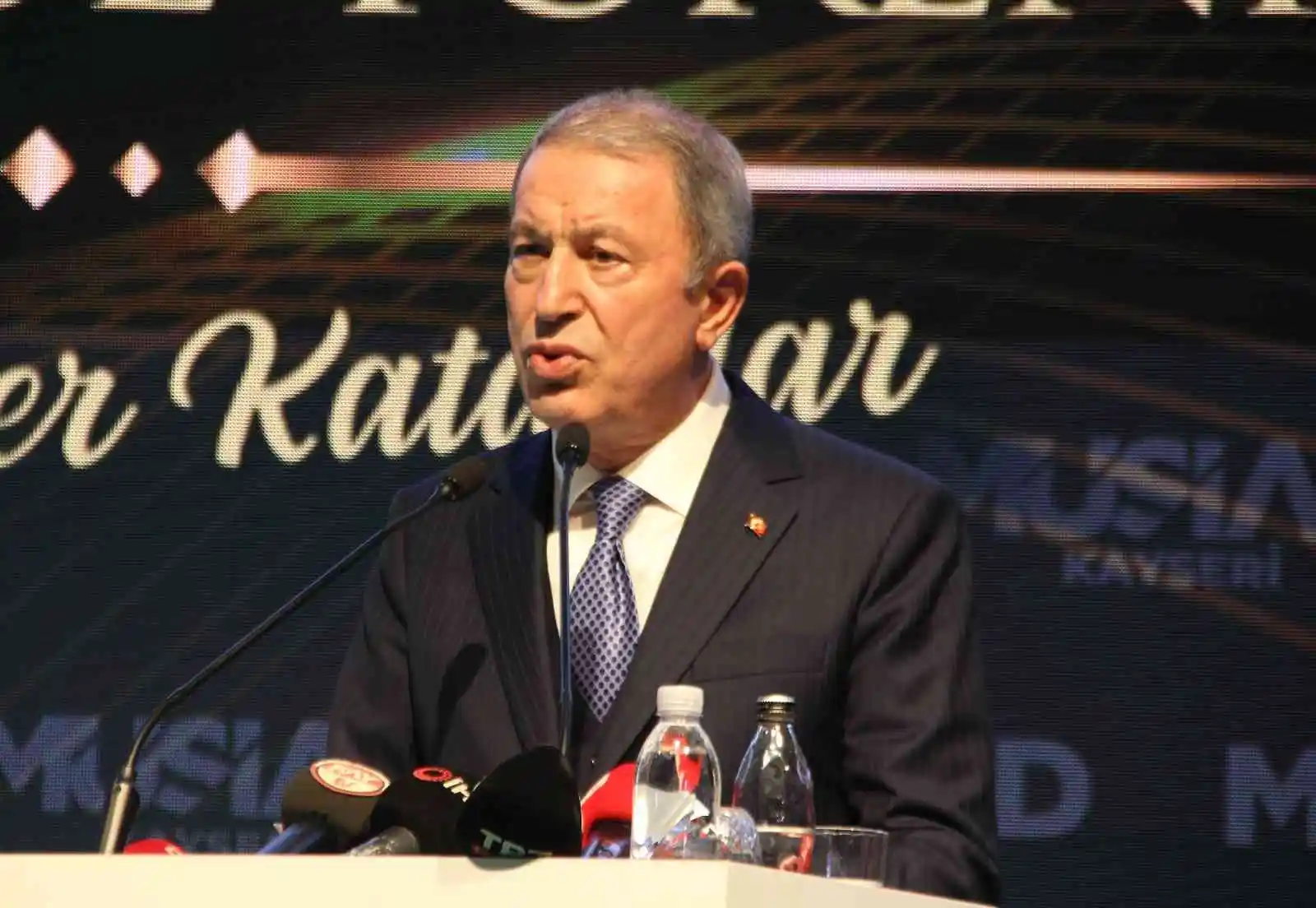 Bakan Akar: