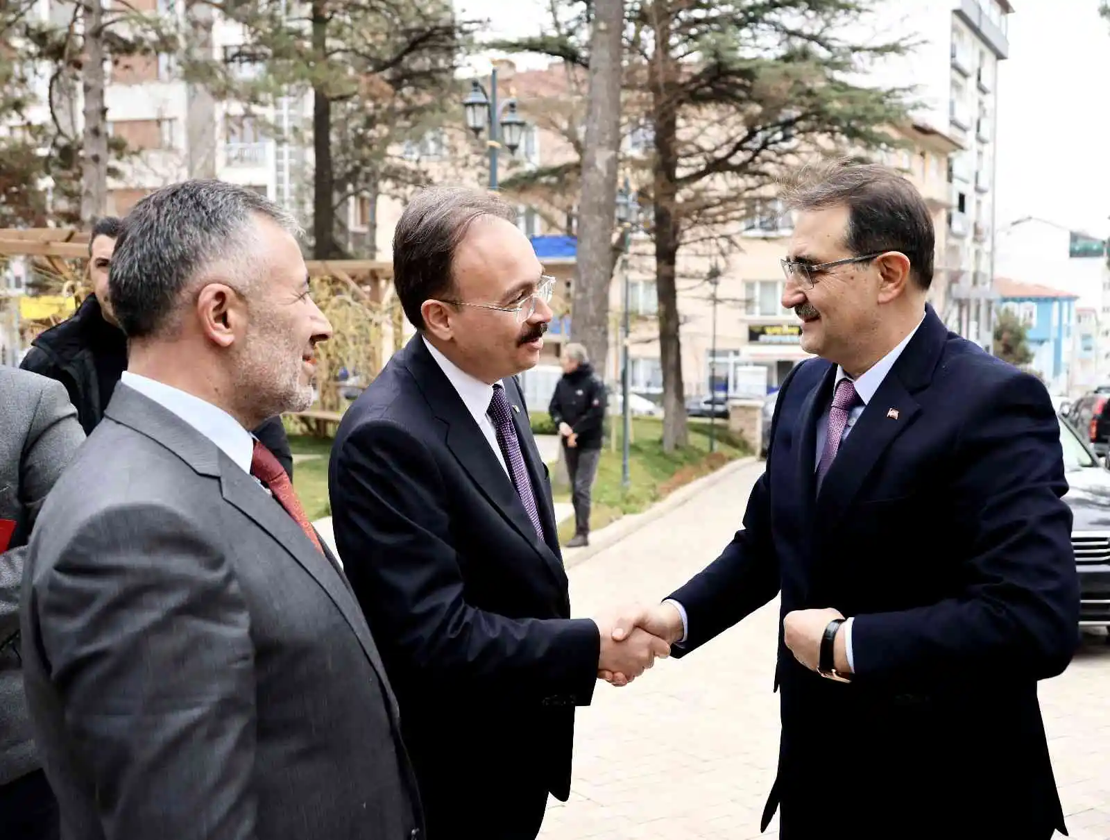 Bakan Dönmez: