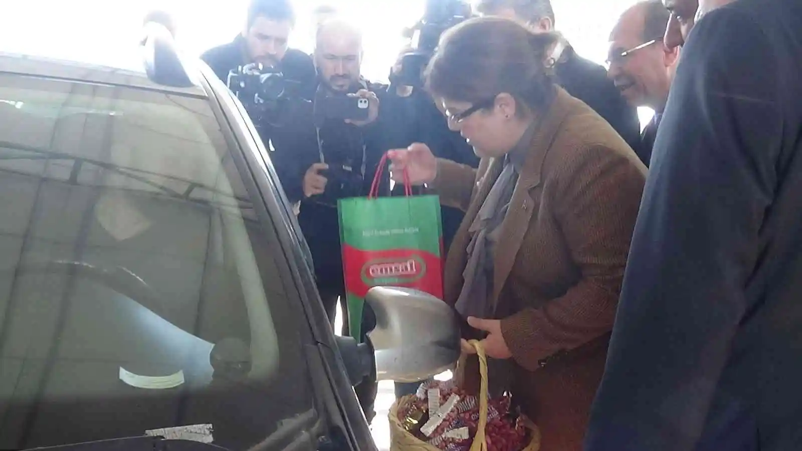 Bakan Yanık
