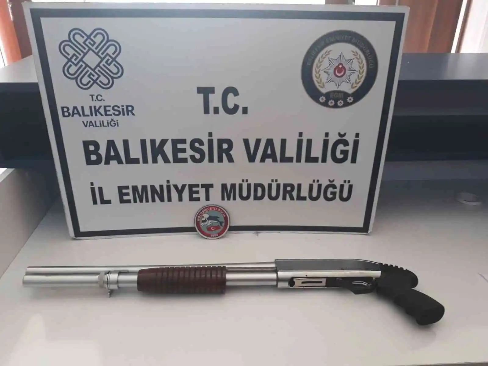 Balıkesir’de ’Huzur’ operasyonu: 302 şüpheliden 111’i tutuklandı