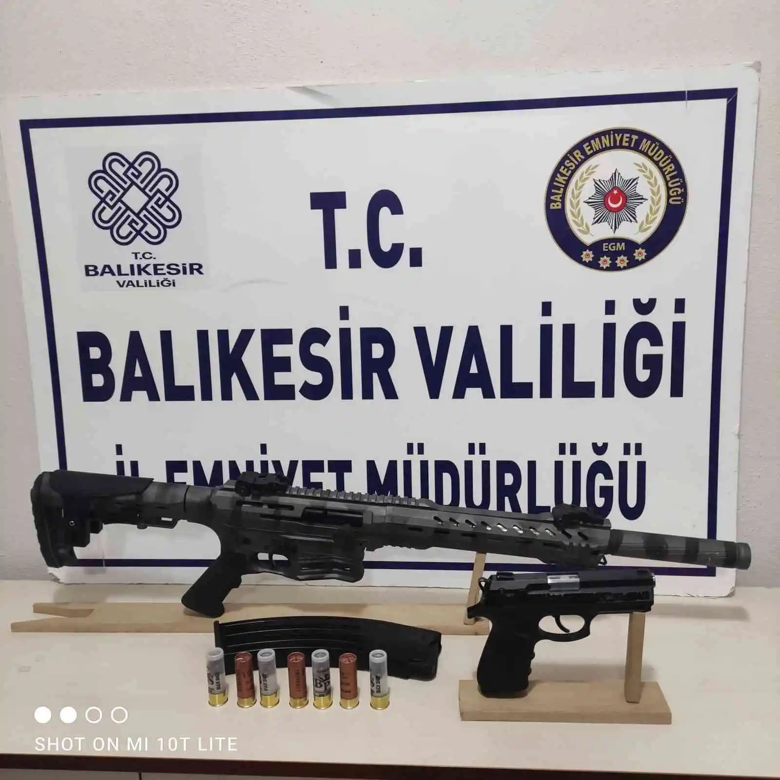 Balıkesir’de ’Huzur’ operasyonu: 302 şüpheliden 111’i tutuklandı