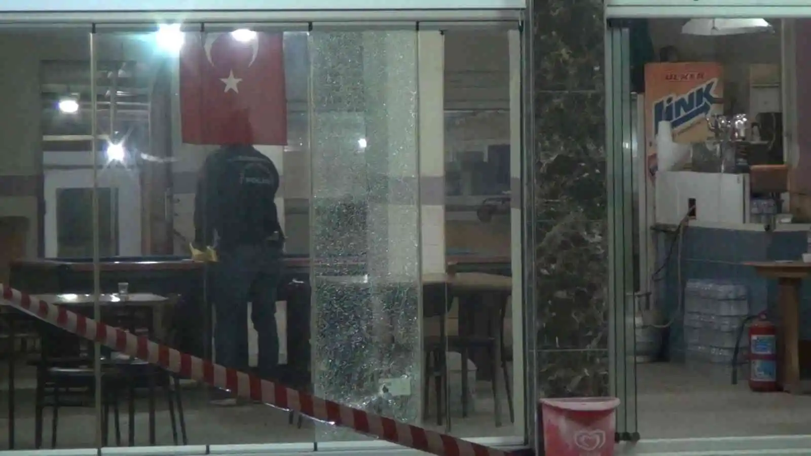 Bandırma’da kahvehanede çıkan tartışma silahlı kavgaya dönüştü: 3 yaralı