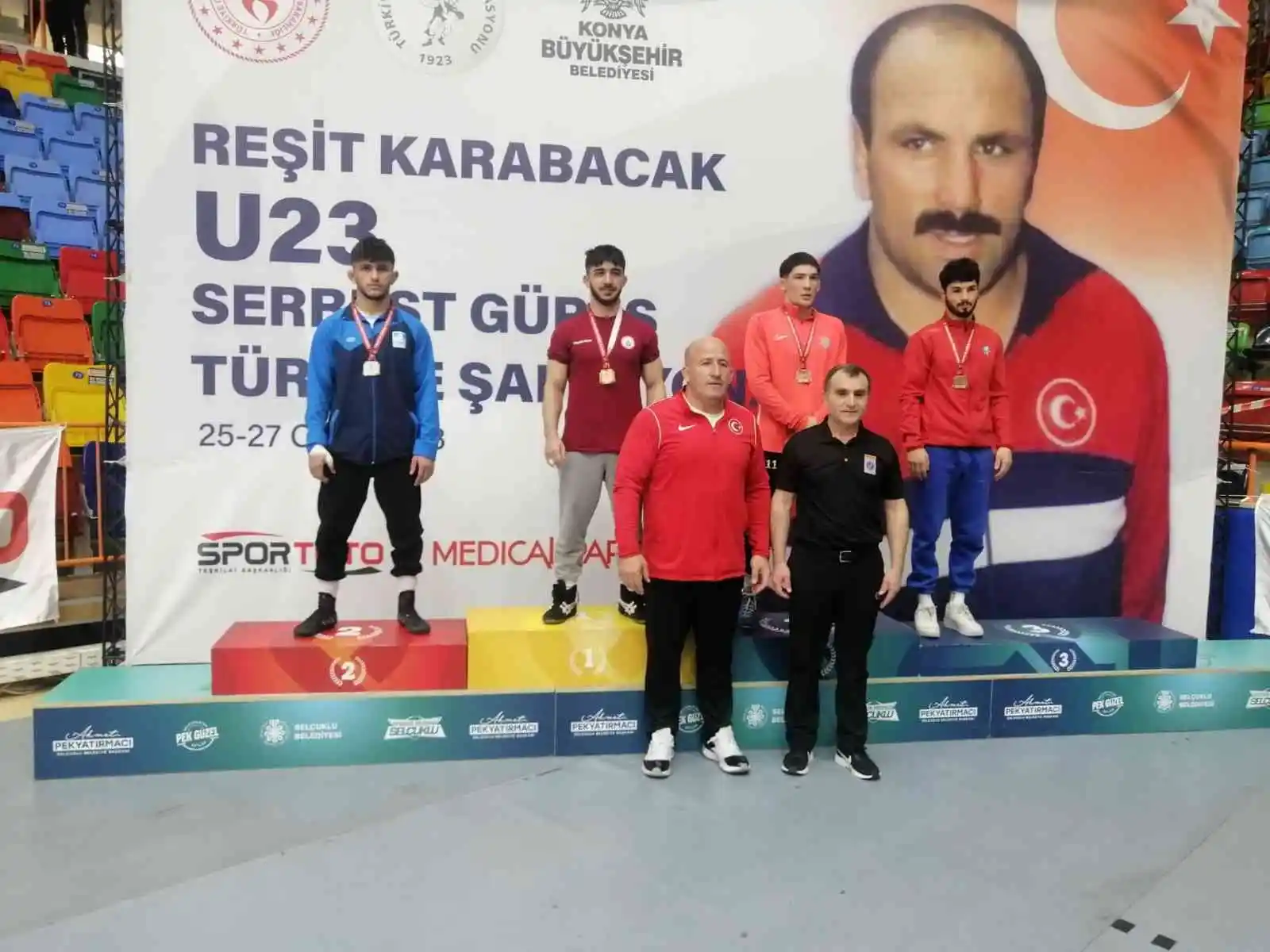 BARÜ'lü Milli Sporcu Emre Kural, Türkiye şampiyonu oldu