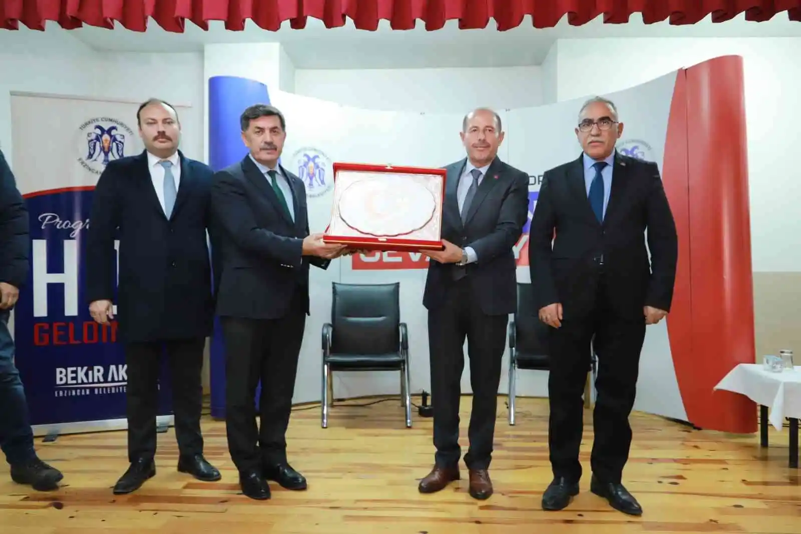 Başkan Aksun, Taksim Mahallesi sakinleri ile bir araya geldi