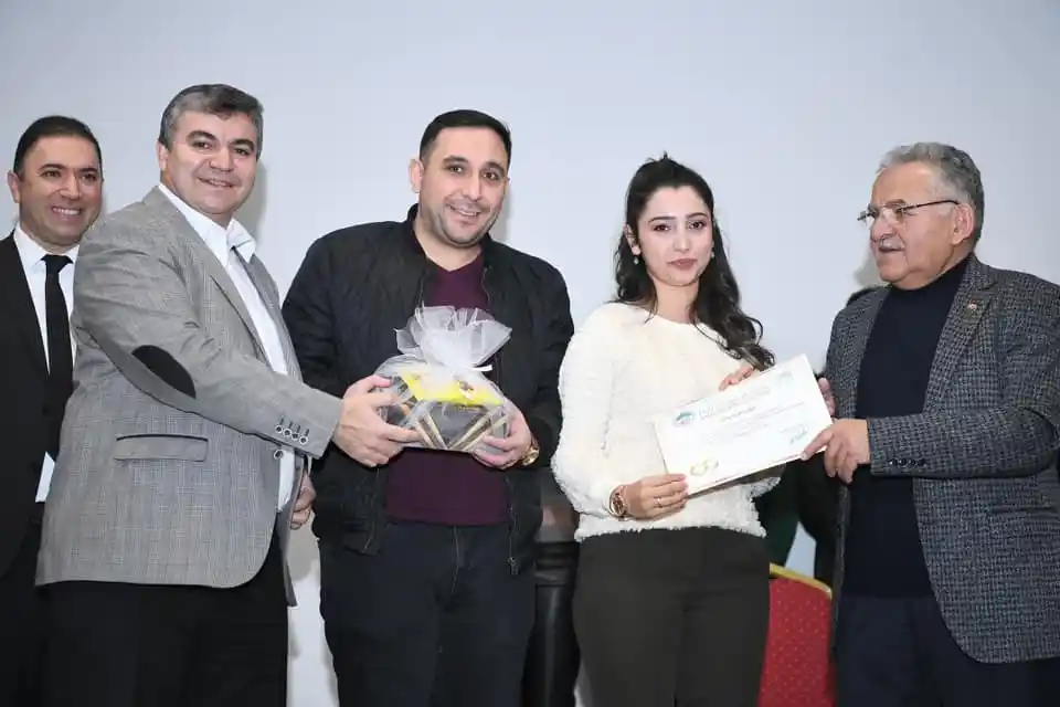 Başkan Büyükkılıç 7. Evlilik Akademisi Sertifika Töreni’ne katıldı