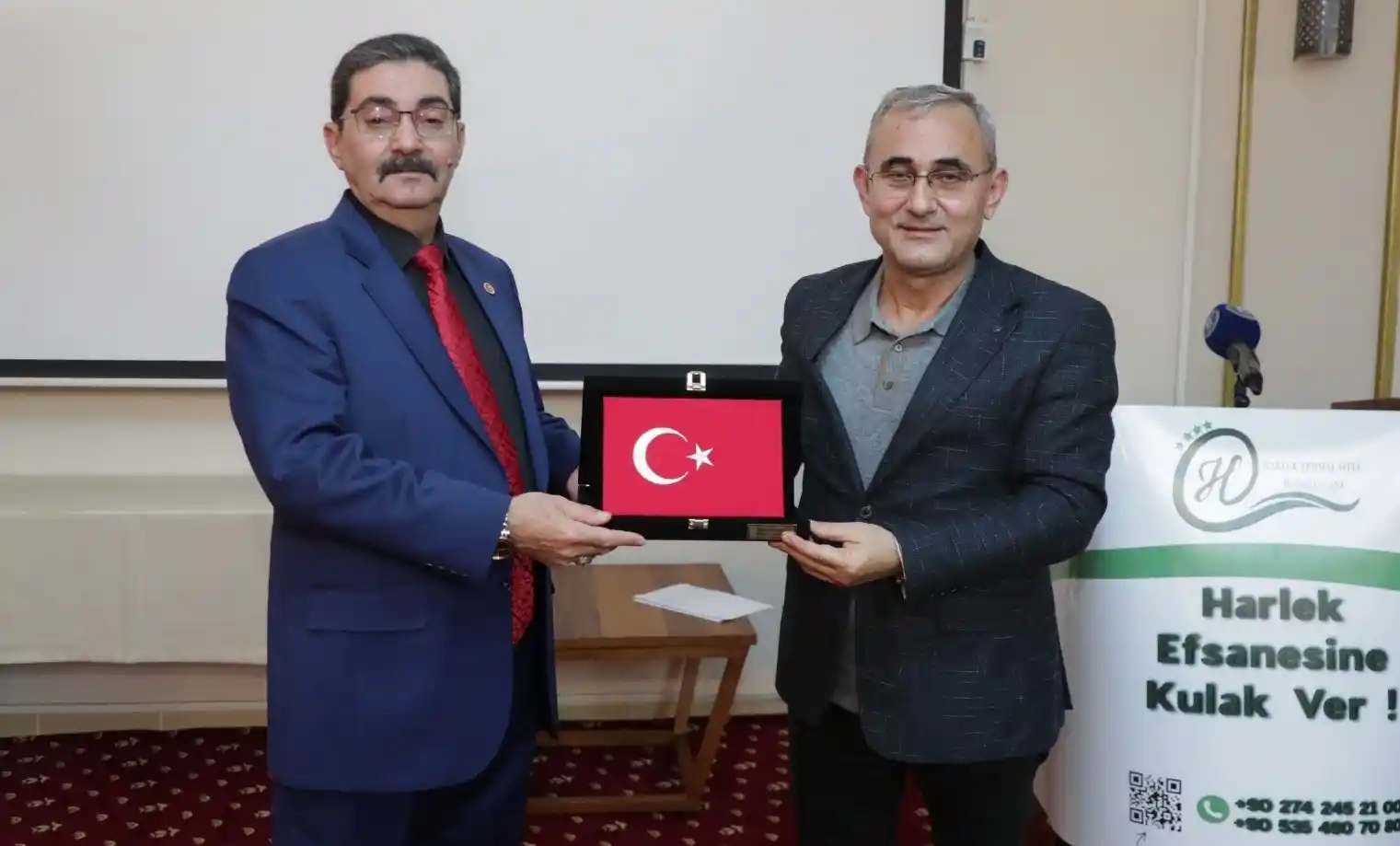 Başkan Işık muhtarlarla istişare ve değerlendirme toplantısını Harlek Termal Otel’de yaptı