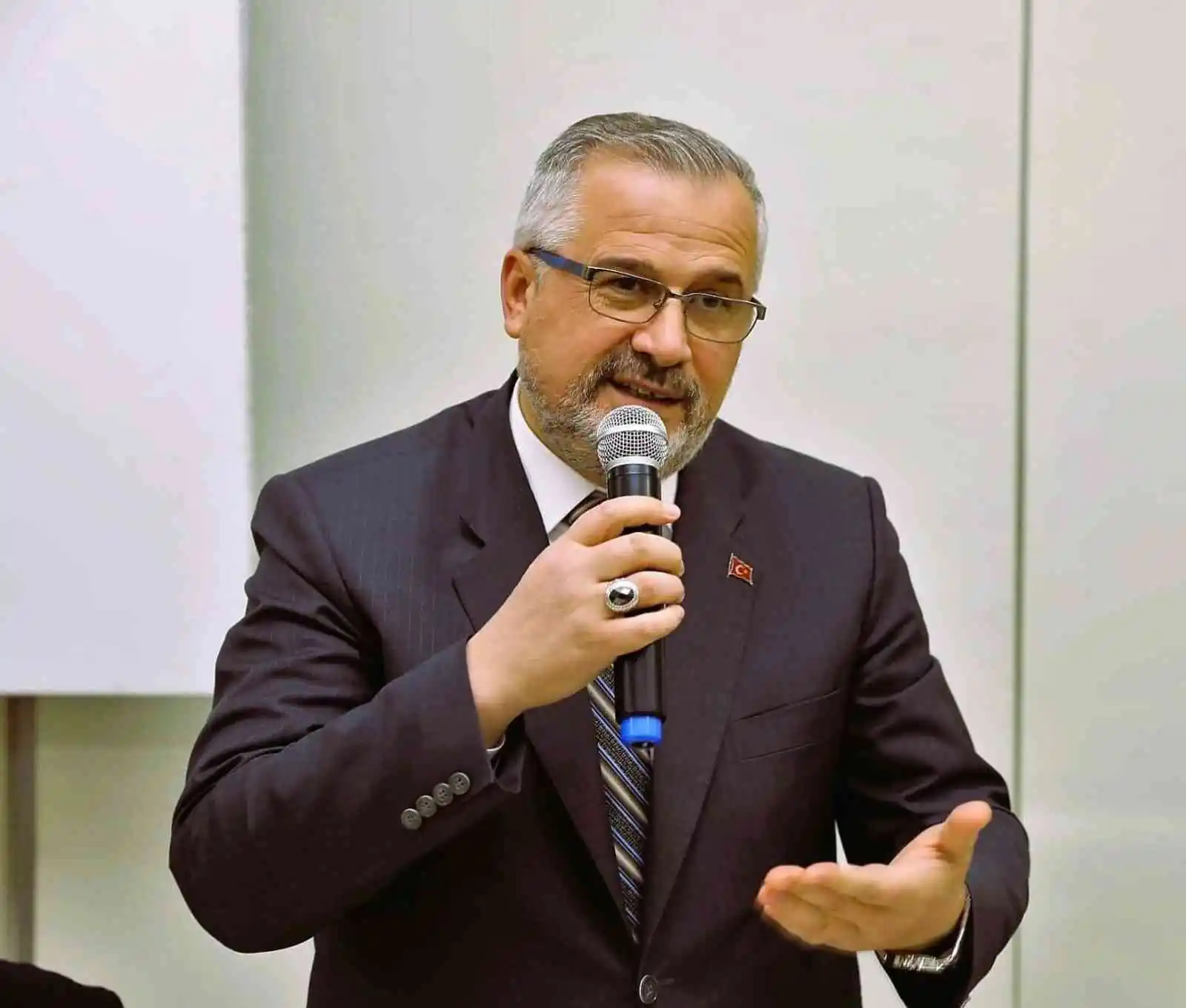 Başkan Kılıç: “İmkanlarımız dahilinde tüm çalışanlarımızın yanındayız”